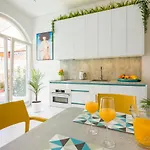 Richmood Apartments - Coast Apartment Apartmán